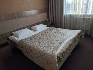 Гостиница ГК Аквилон Новосибирск Номер стандарт с 1 двуспальной кроватью-2